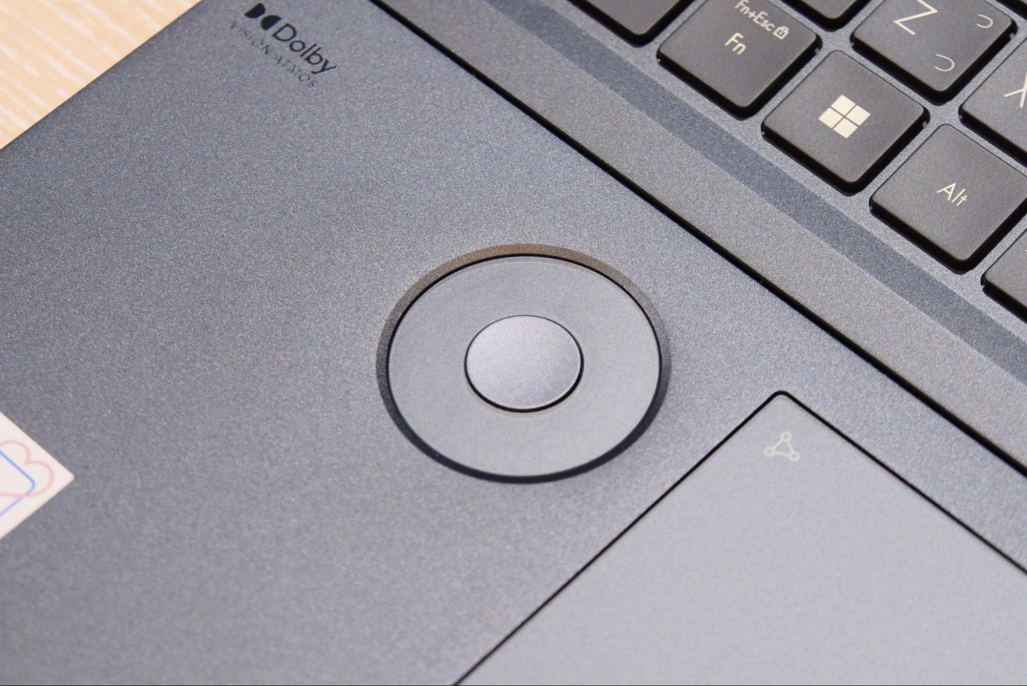 クリエイター向けモデルには、世界初のハプティックタッチパッドも搭載。ASUSがノートPCのZenbook新製品を5モデル発表 Vook(ヴック)